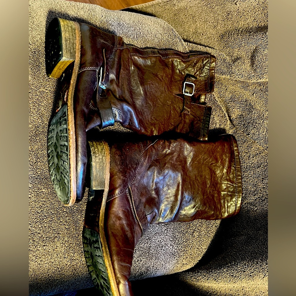 Buttery soft glove leather biker boots, 7.5.